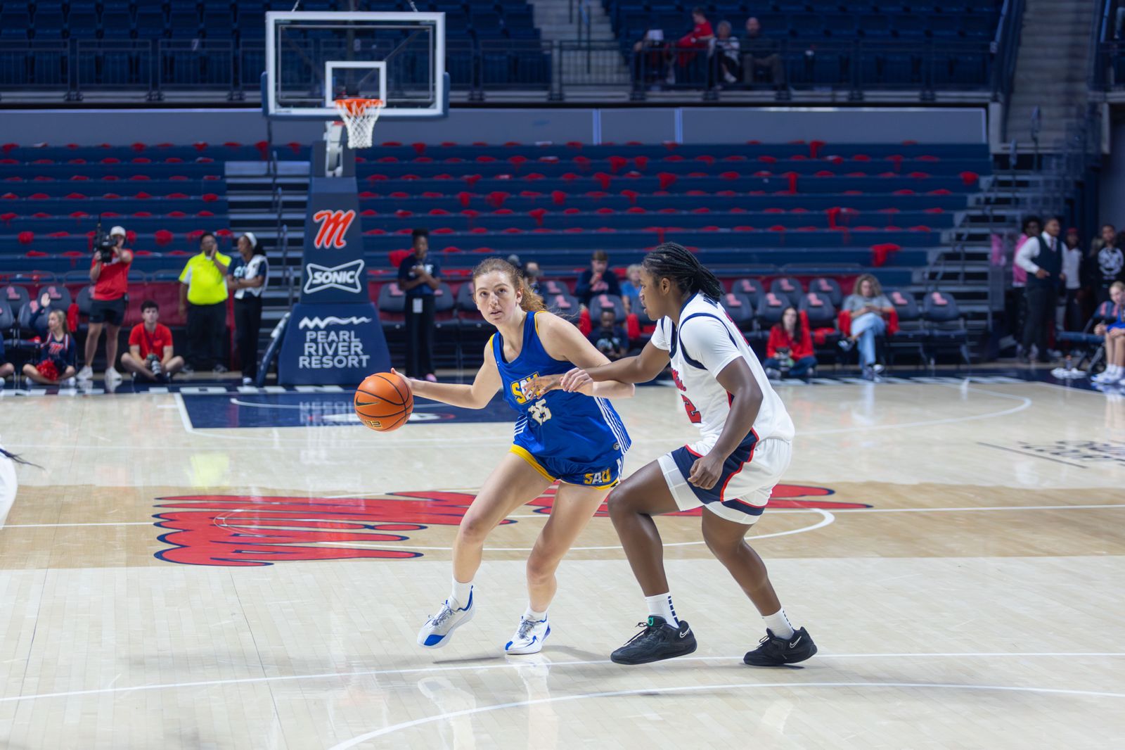 Elena durante su etapa NCAA